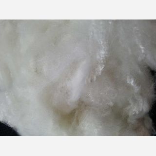 Polyester fibre for quilting